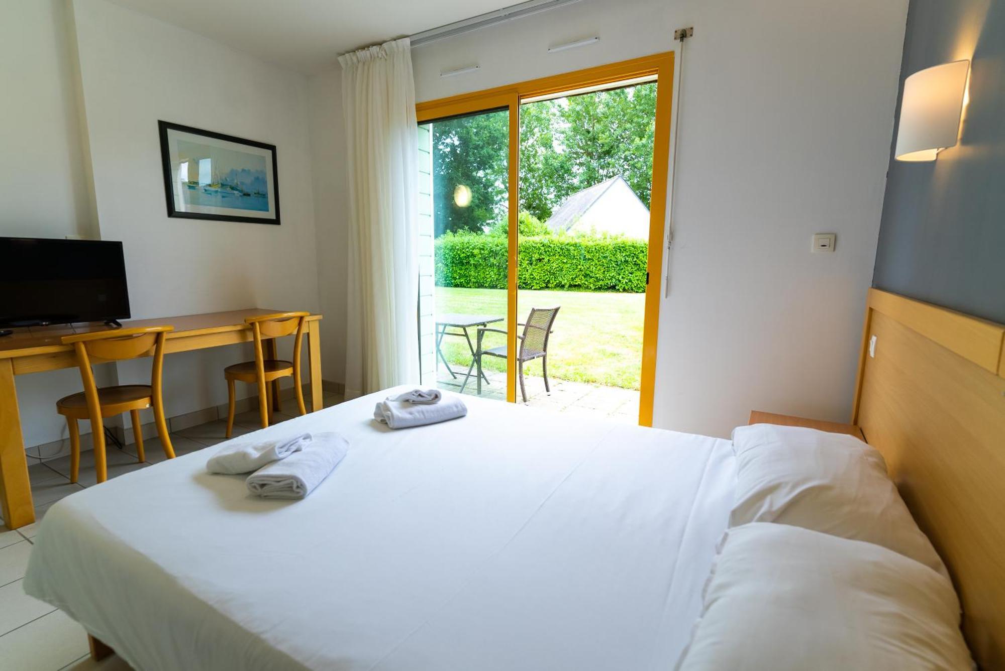 Azureva Tregunc Hotell Exteriör bild