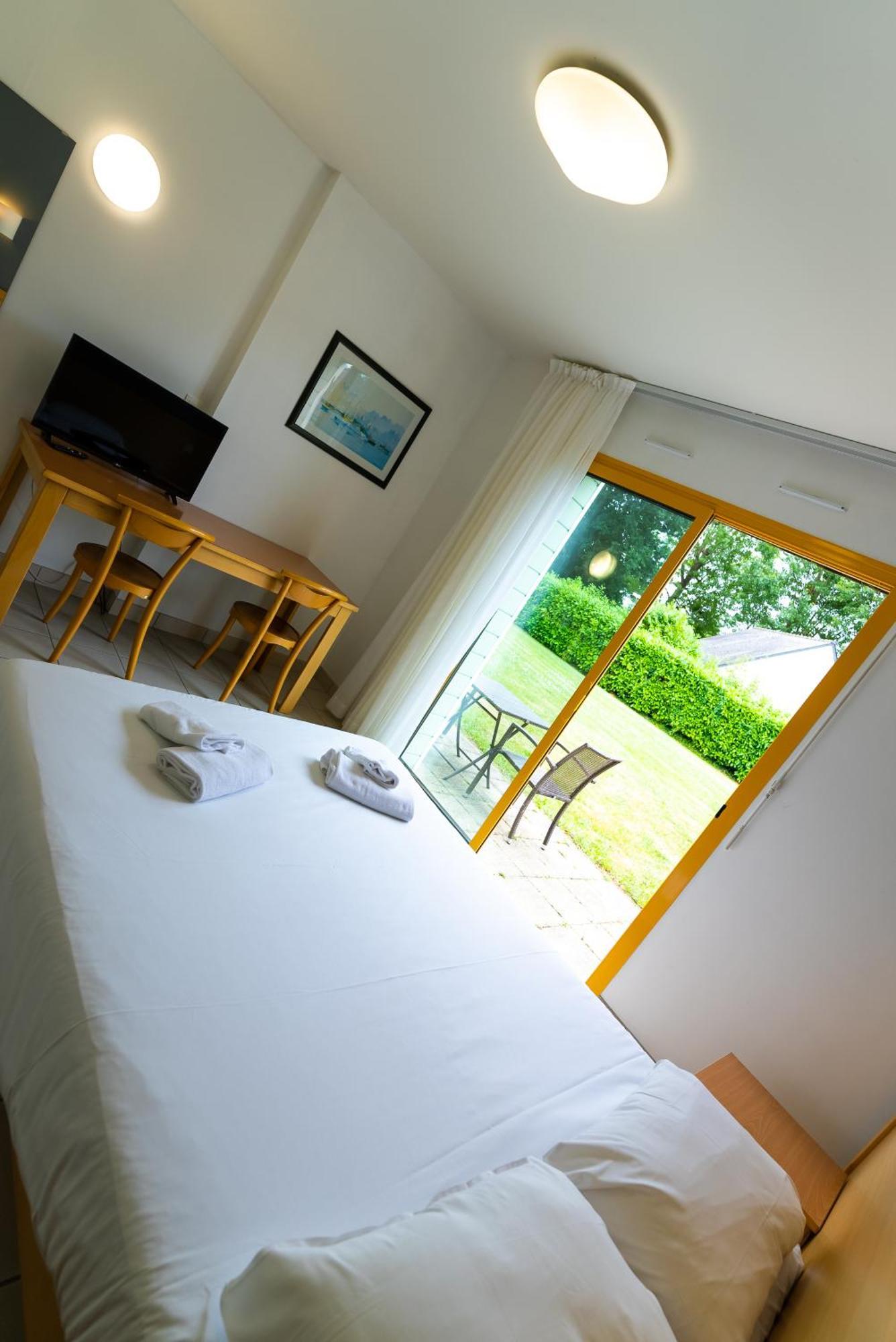 Azureva Tregunc Hotell Exteriör bild