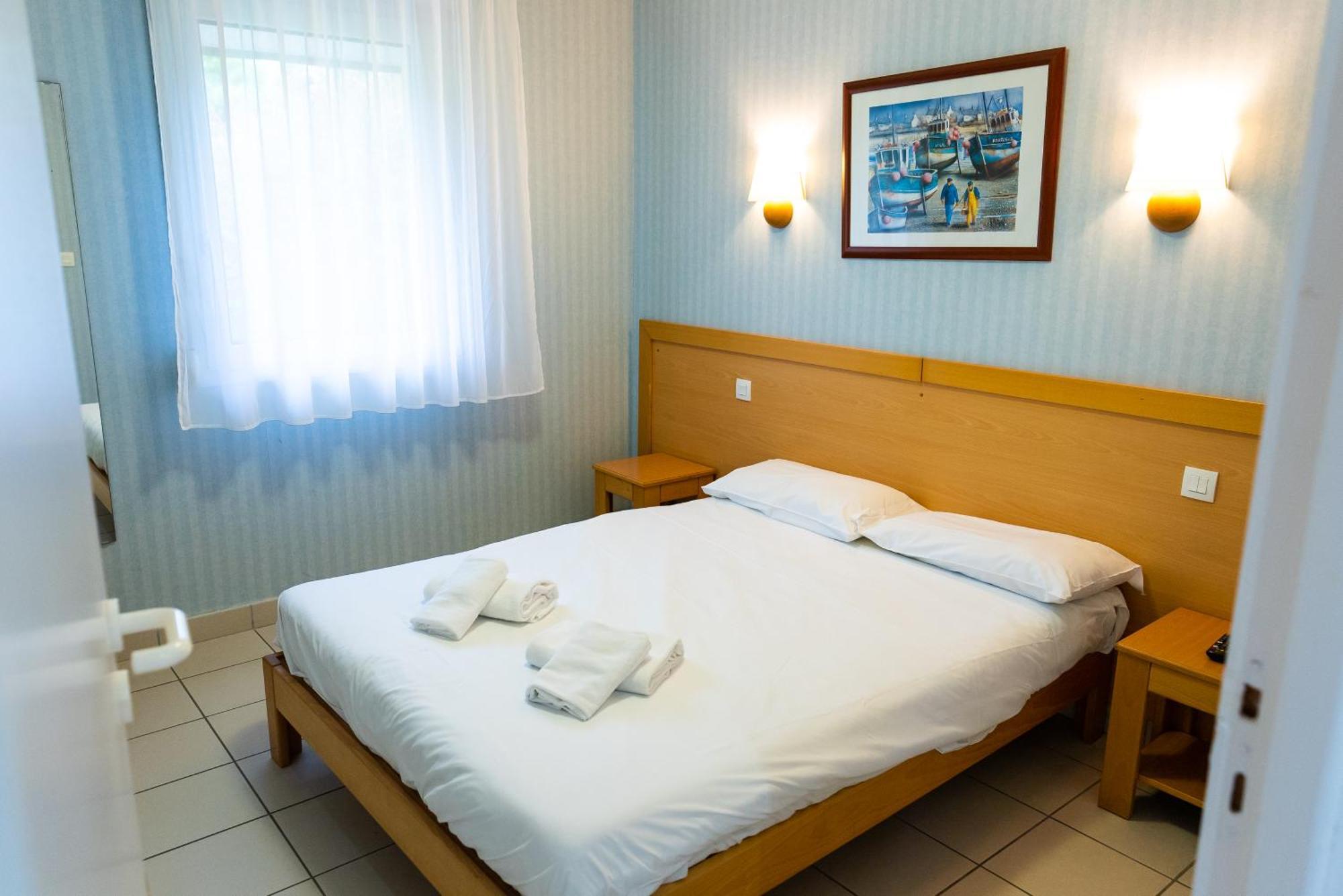 Azureva Tregunc Hotell Exteriör bild