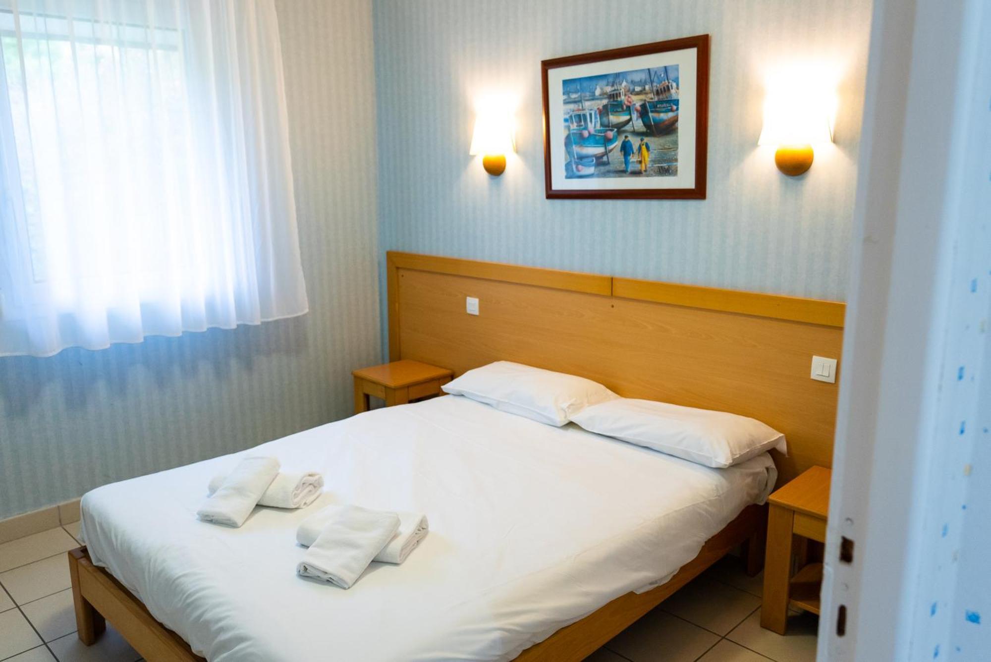 Azureva Tregunc Hotell Exteriör bild