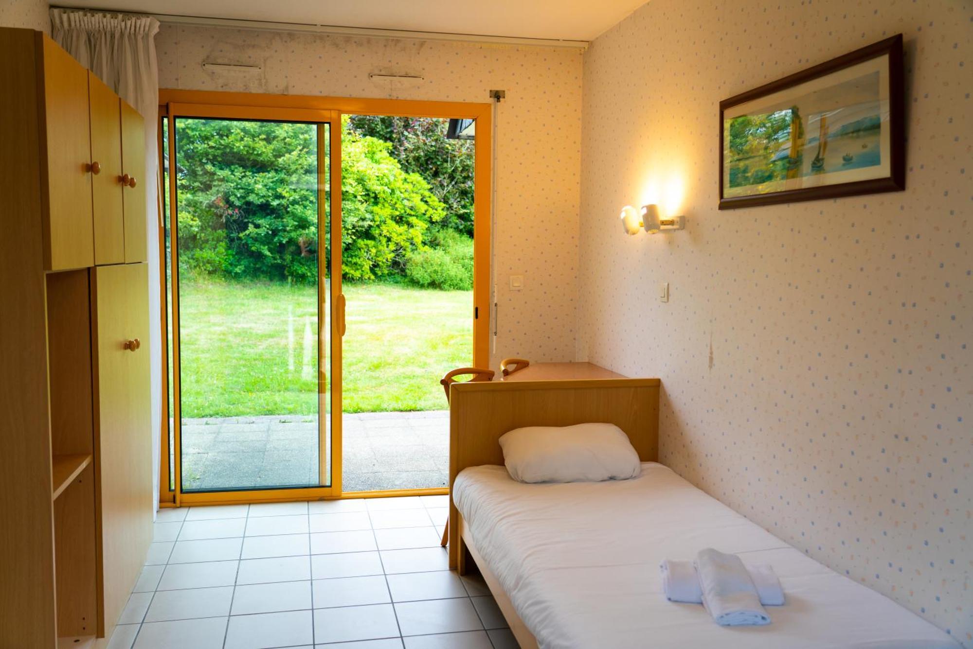 Azureva Tregunc Hotell Exteriör bild